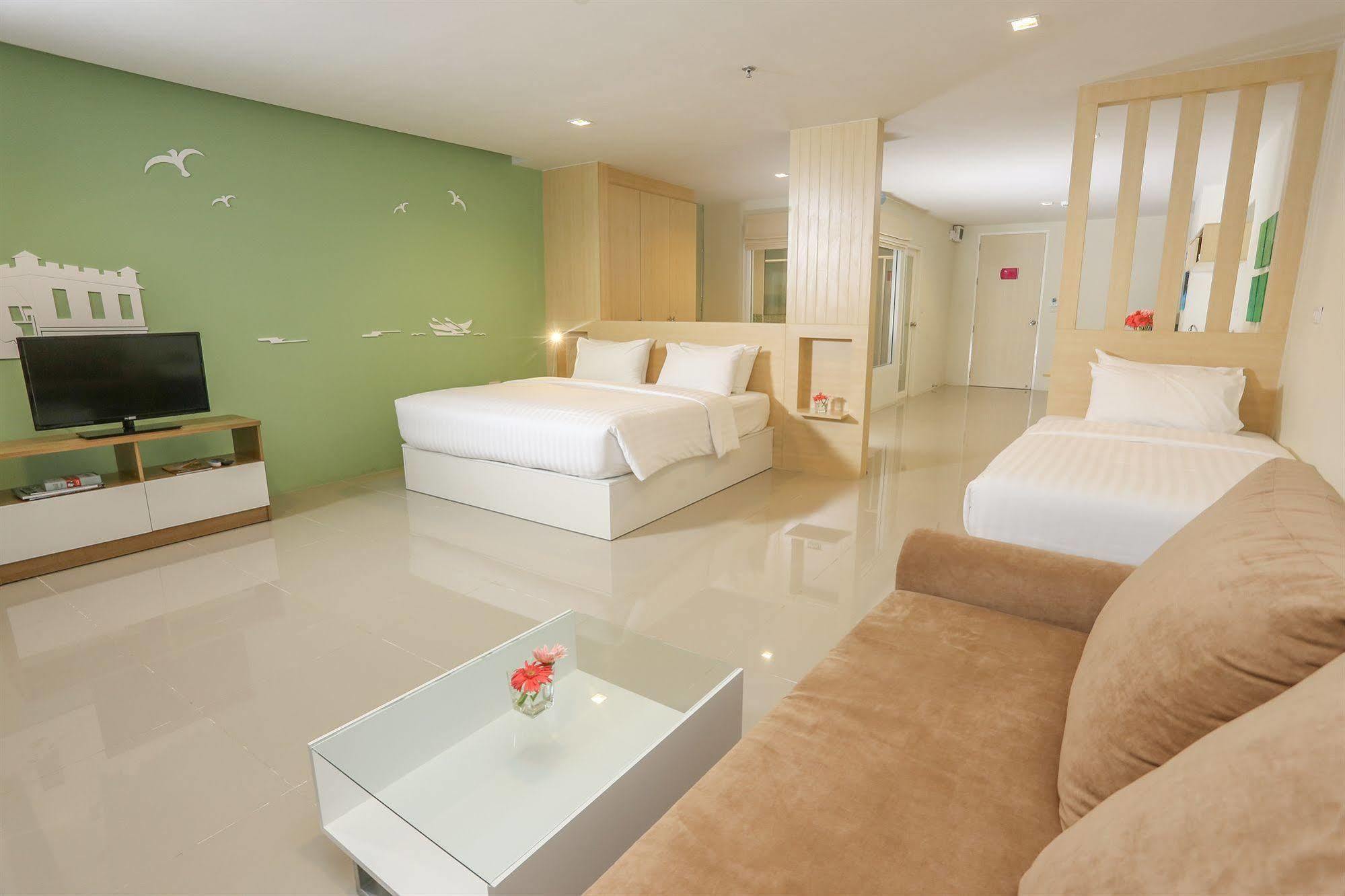 R-Con Rest Sea Hotel Pattaya Luaran gambar